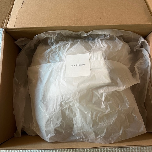 by Aylin Koenig Pullover Granny Sweater M/L NWT - Ecru color - new in box - Picture 3 of 13